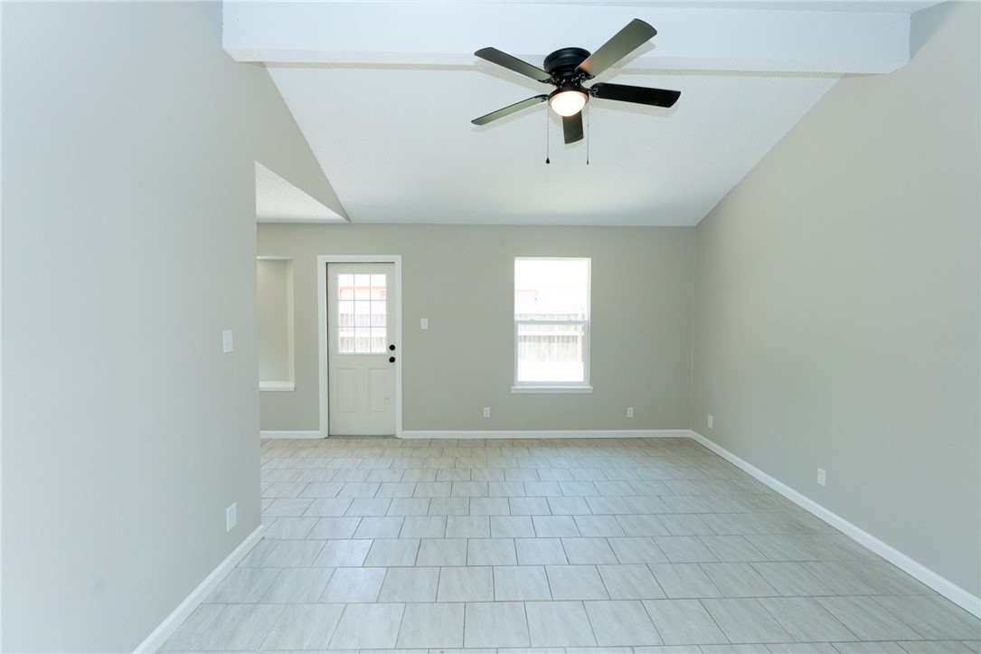 110 Saunders Property Photo 13