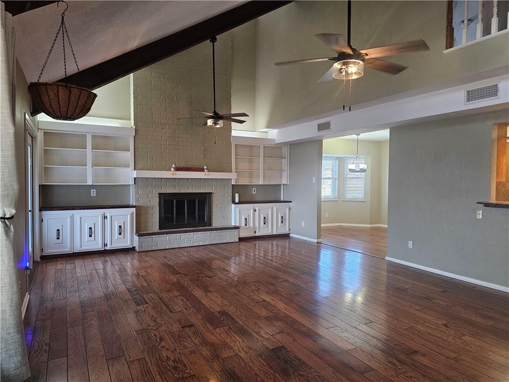 928 Waterview St Property Photo 2