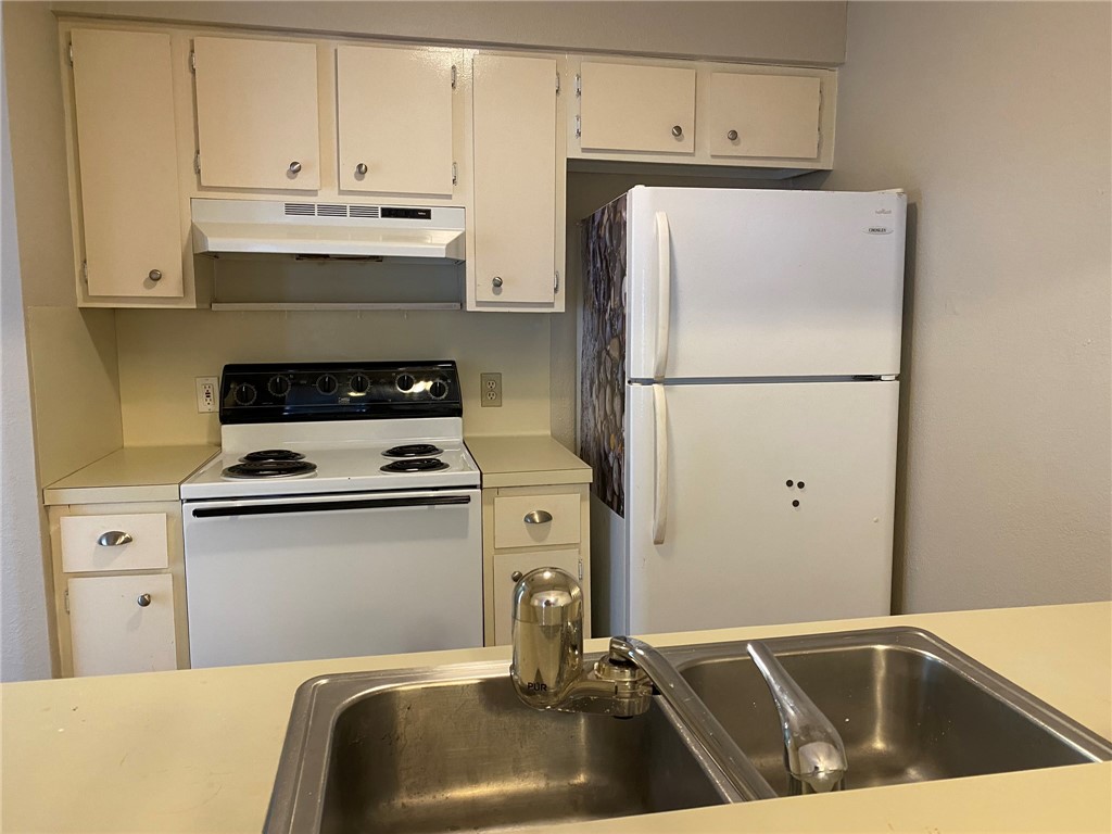 13910 Mingo Cay Ct 103 Property Photo 4