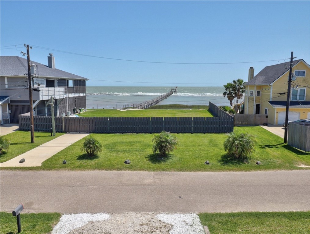 210 Causeway St Property Photo 3