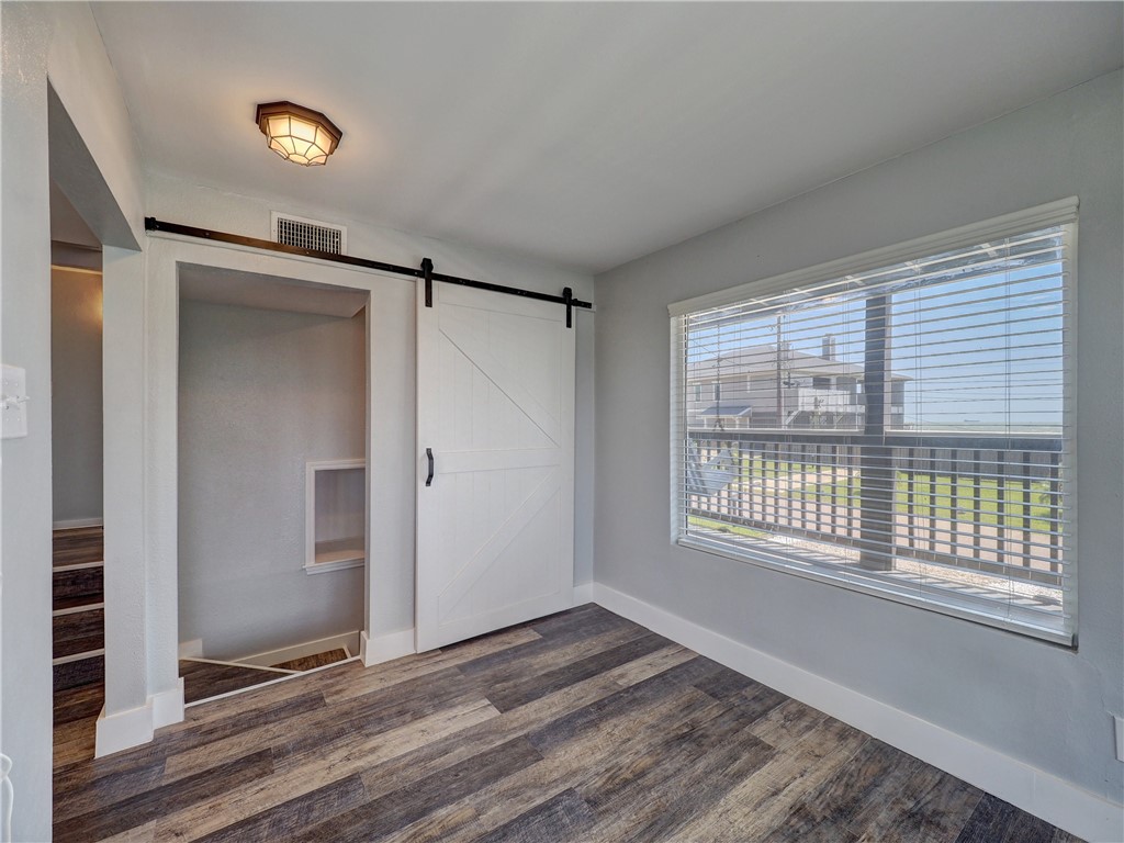 210 Causeway St Property Photo 7