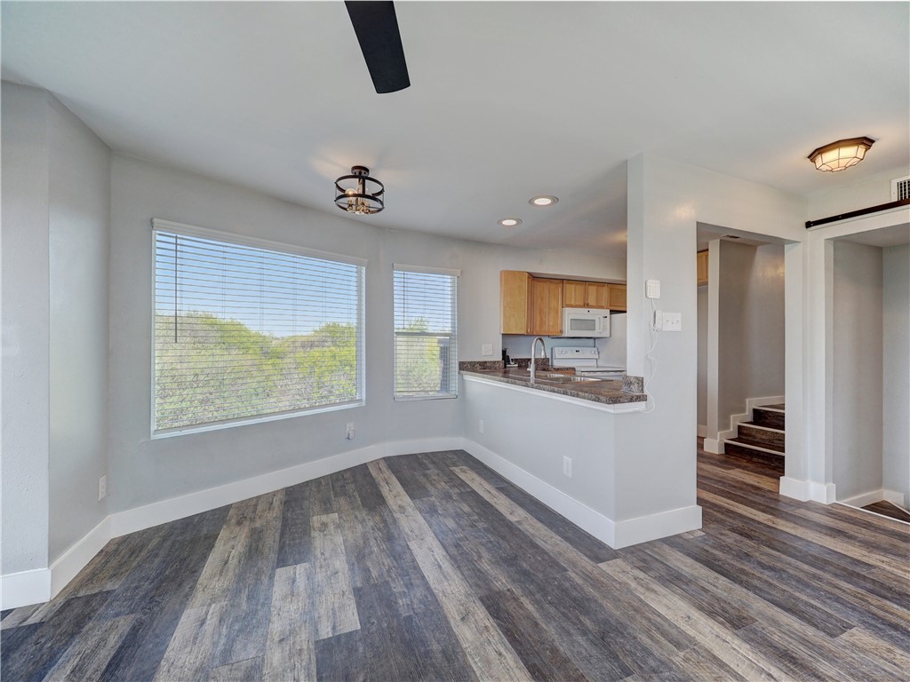 210 Causeway St Property Photo 14