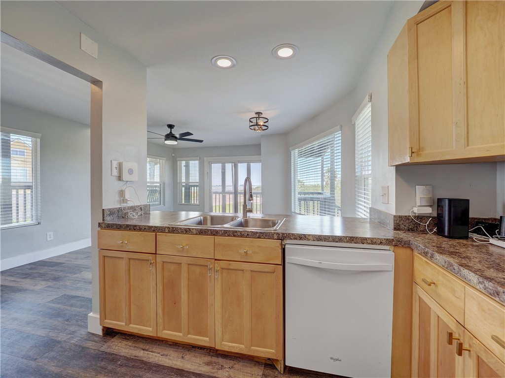 210 Causeway St Property Photo 15