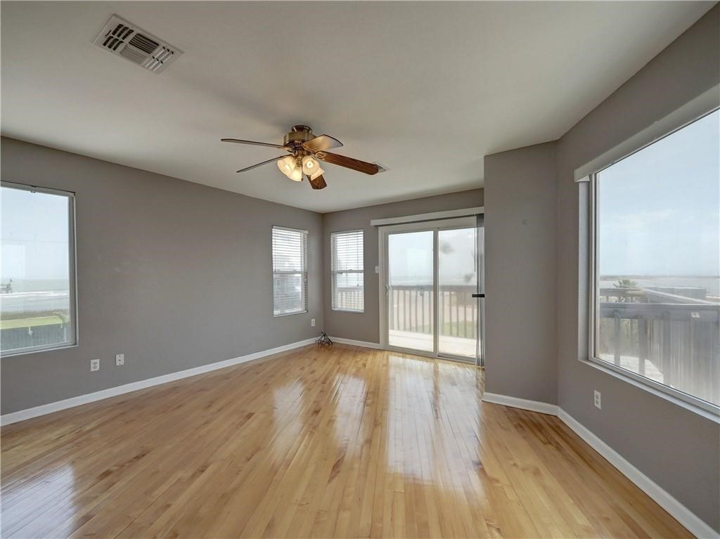 210 Causeway St Property Photo 22