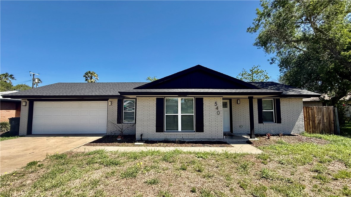 540 N Bayberry Pl Property Photo 1