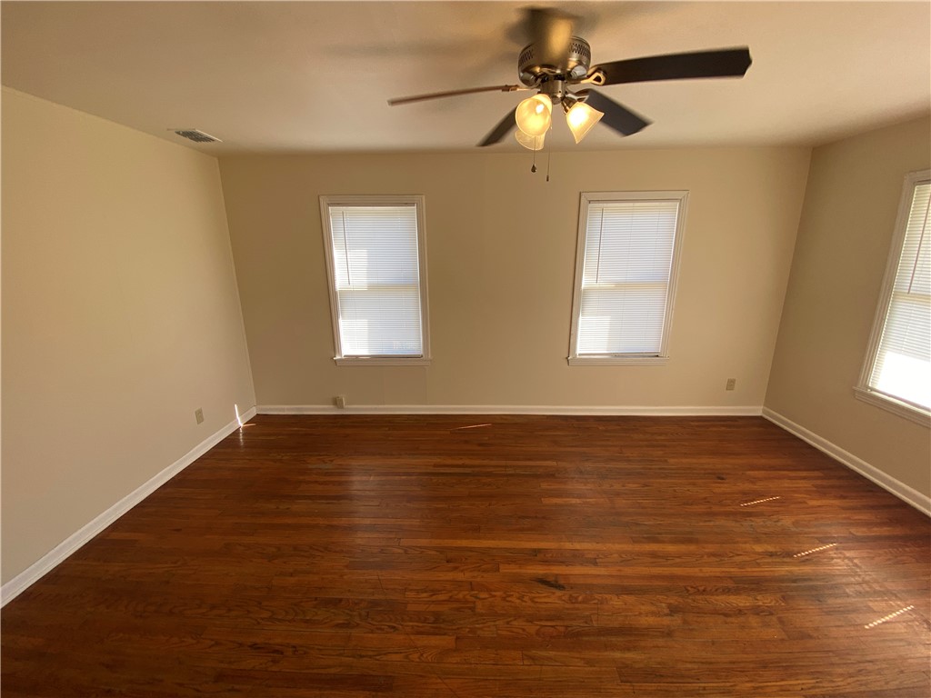 4709 Andover Dr Property Photo 3