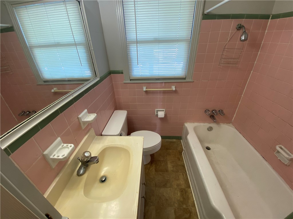 4709 Andover Dr Property Photo 15