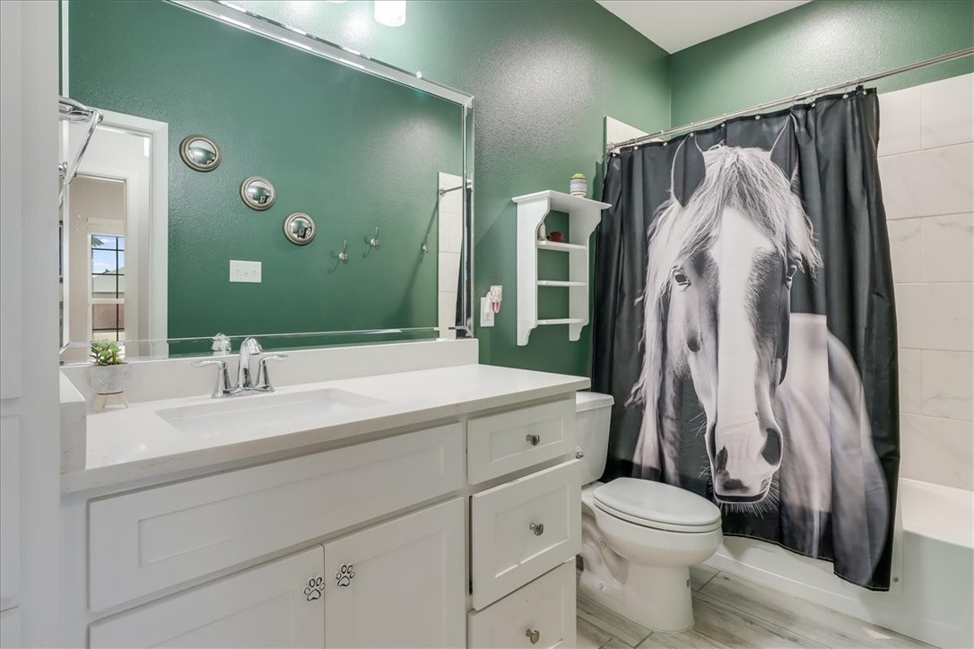 16102 Seagrape St Property Photo 18