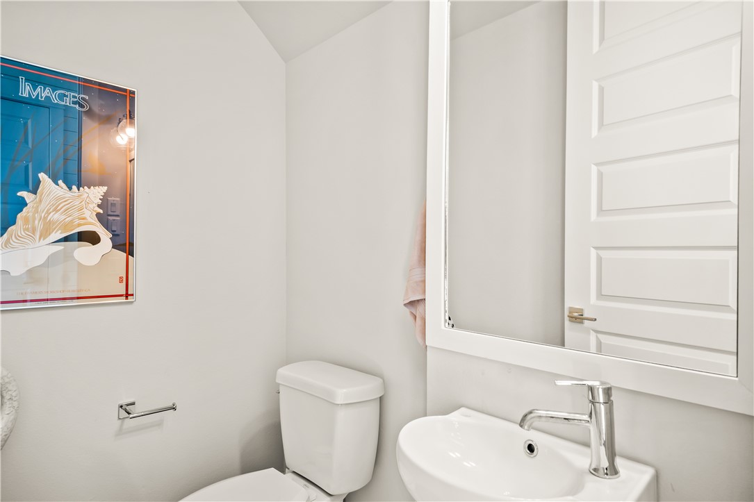 551 South Shore Dr Property Photo 11