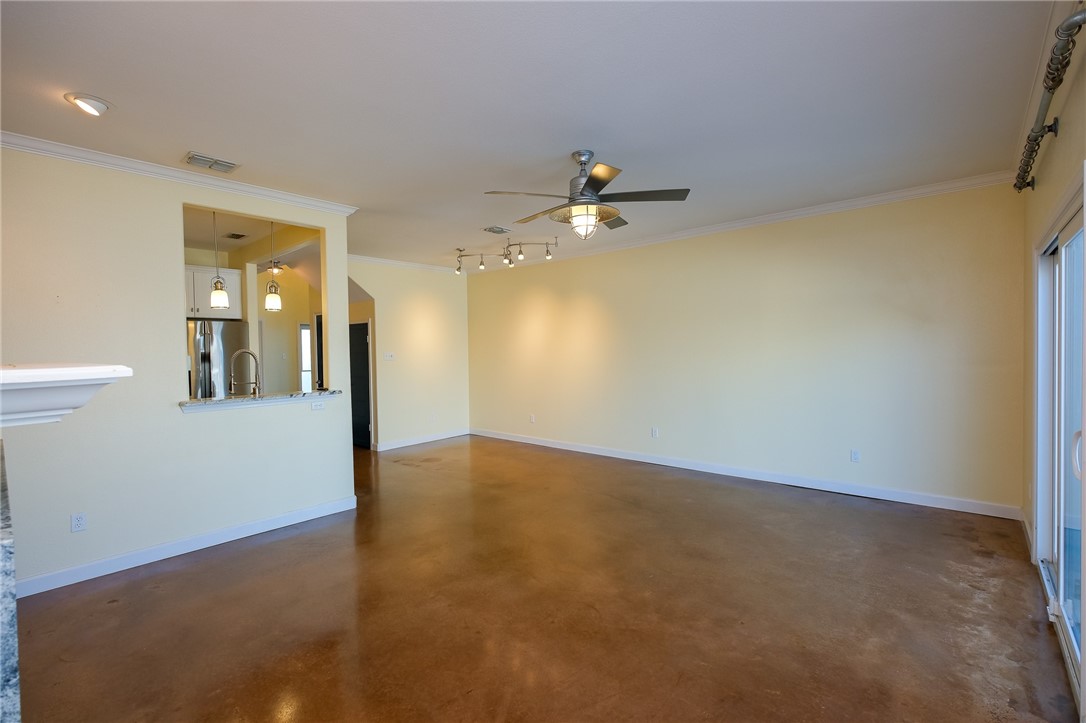 15401 Gun Cay Ct Property Photo 7
