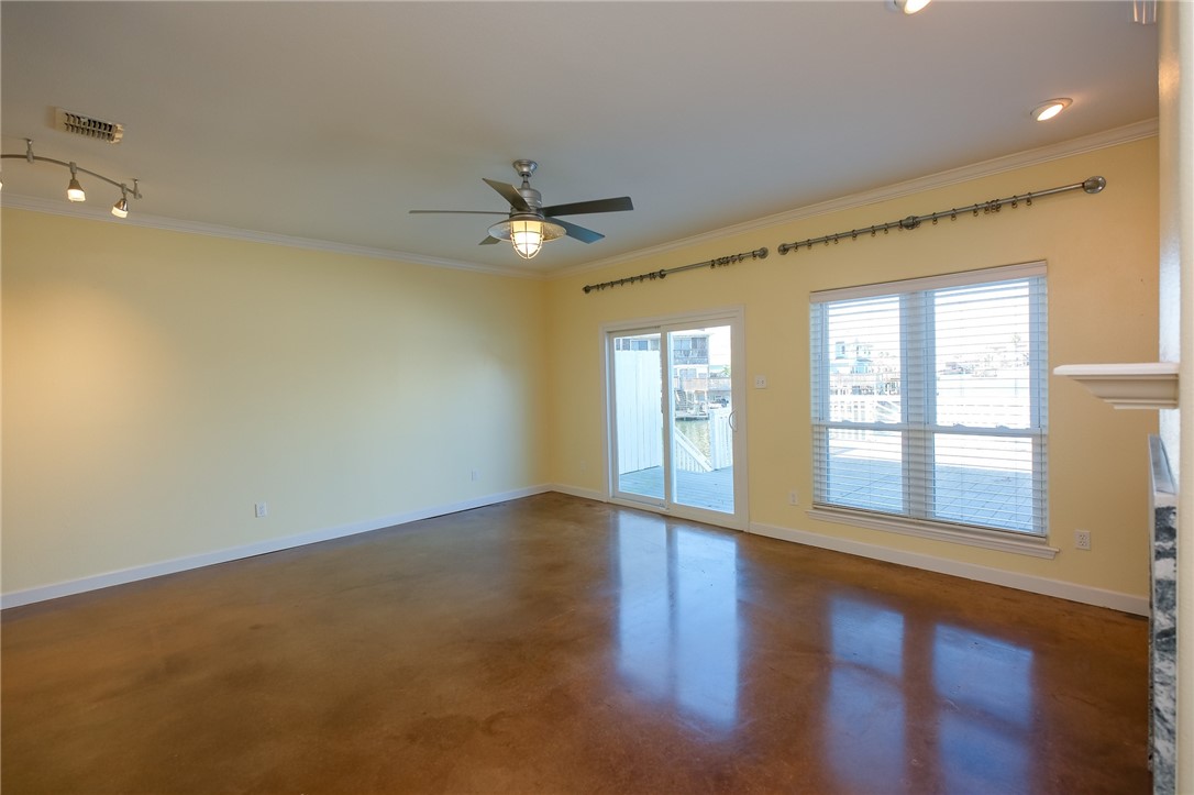 15401 Gun Cay Ct Property Photo 8