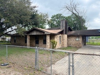 202 E Houston St Property Photo 2