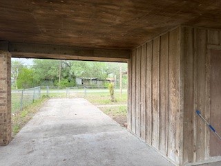 202 E Houston St Property Photo 18