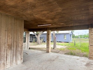 202 E Houston St Property Photo 19