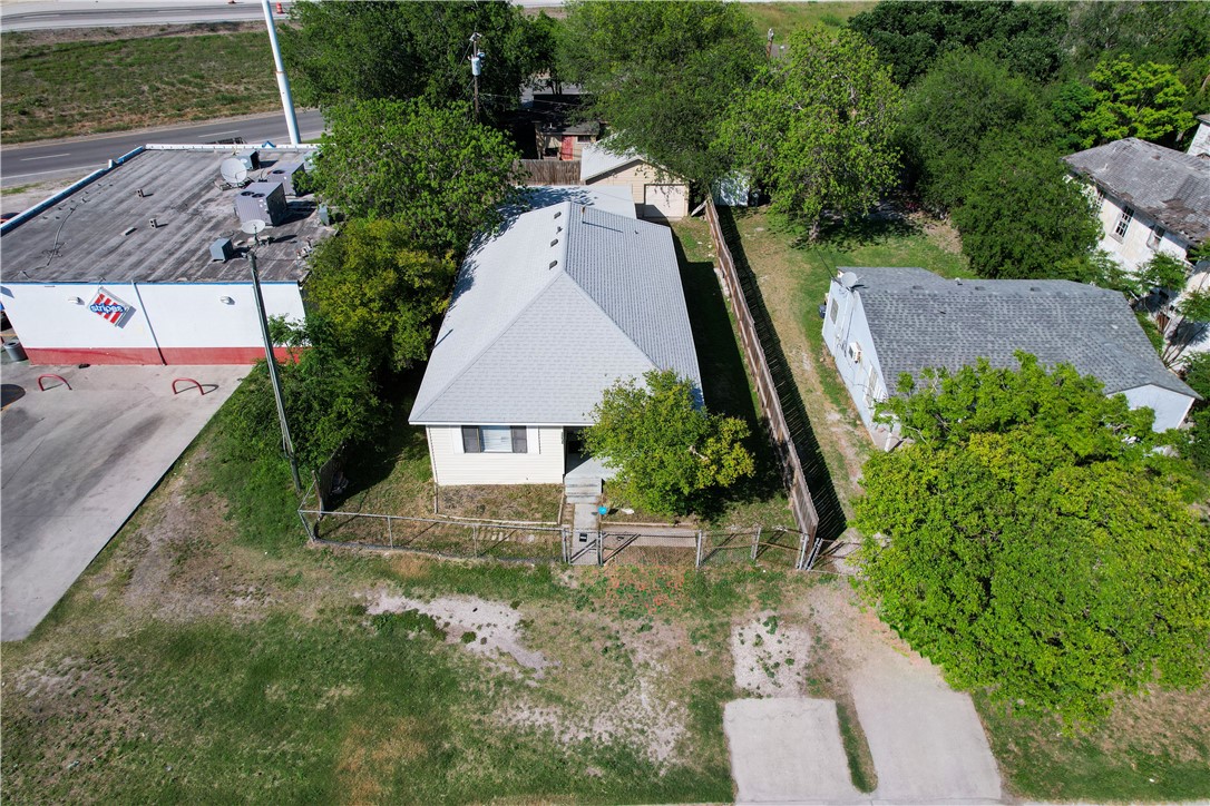 3234 Buddy Lawrence Dr Property Photo 17