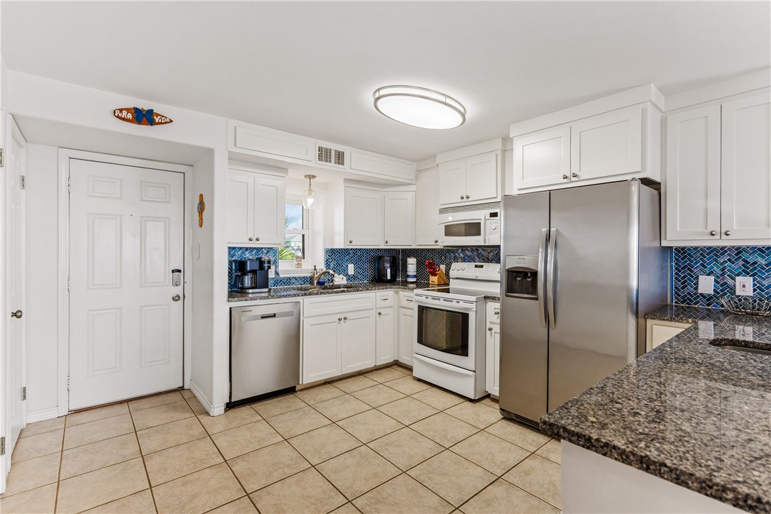 700 Island Retreat Road 138 Property Photo 6