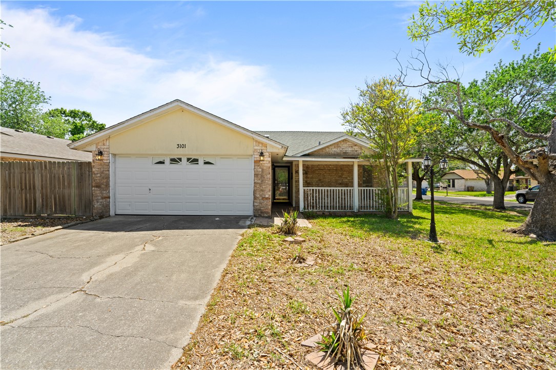 3101 Sylvan Crest Dr Property Photo 1