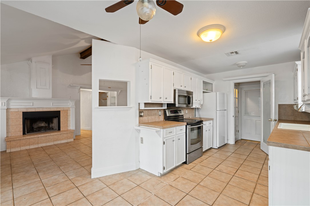 3101 Sylvan Crest Dr Property Photo 5