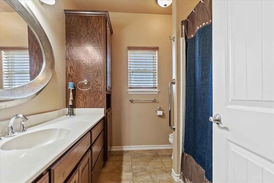 9129 County Road 2226 Property Photo 14
