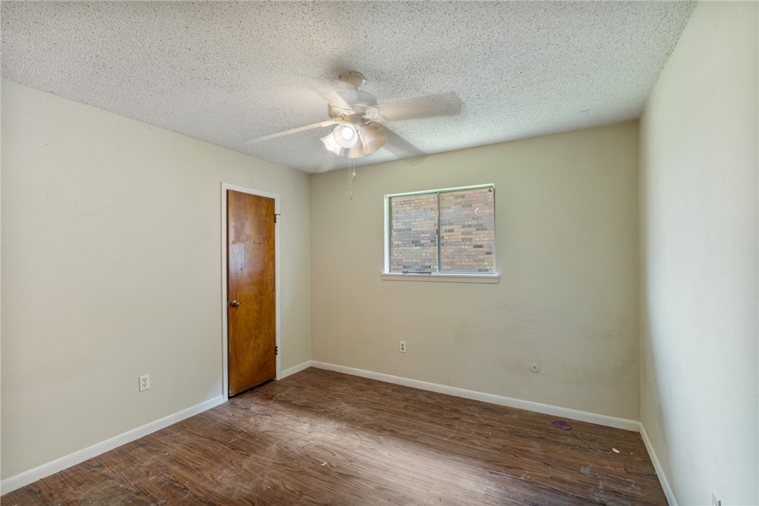 8301 Baylark Dr Property Photo 13