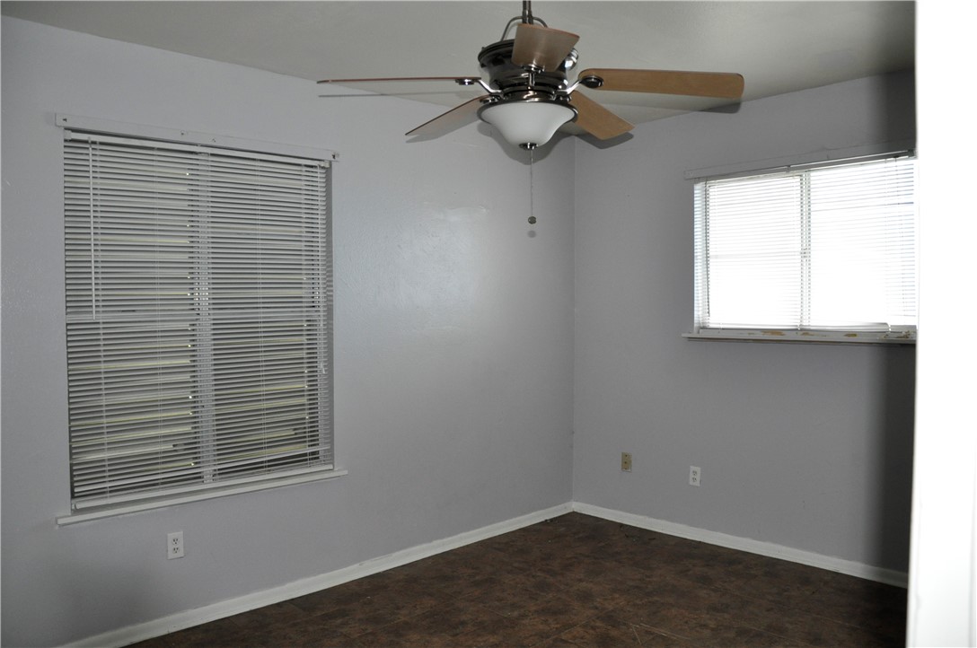 6325 Erskine Dr Property Photo 17