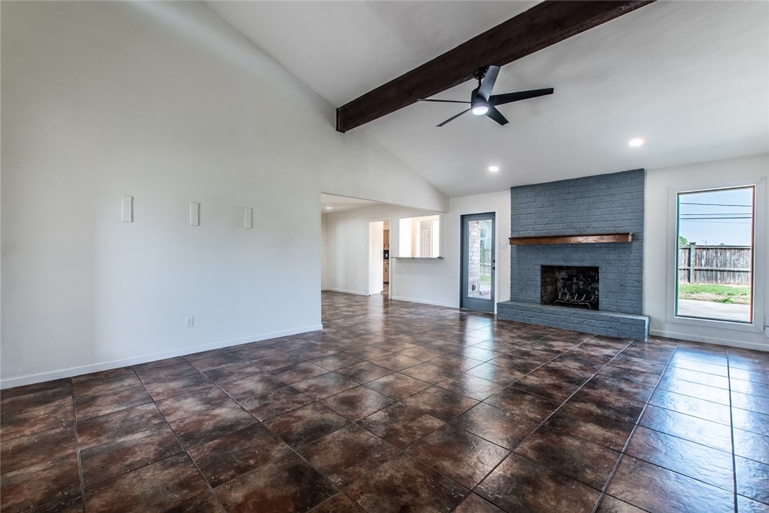6310 Wimbledon Circle Property Photo 5