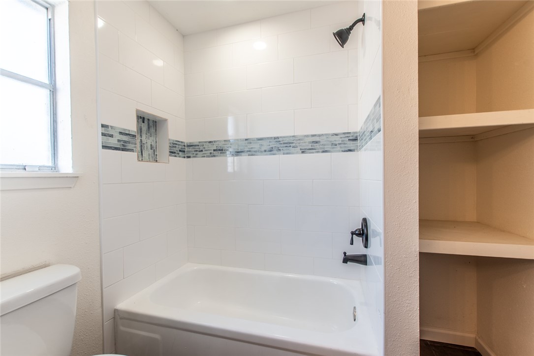 6310 Wimbledon Circle Property Photo 23