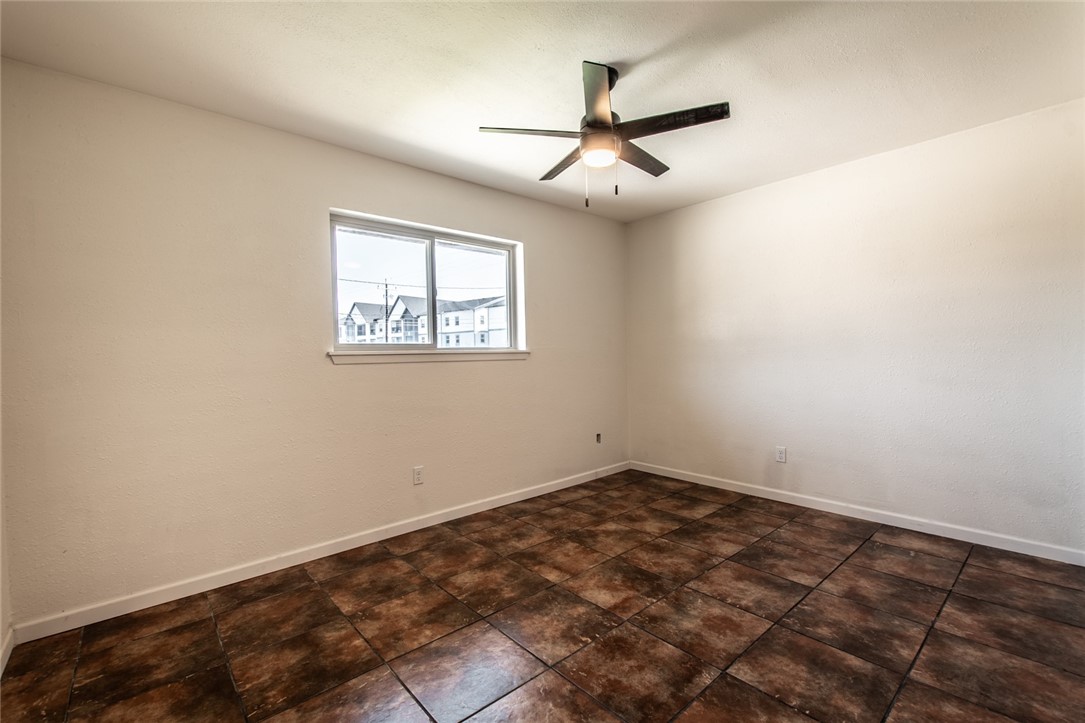 6310 Wimbledon Circle Property Photo 25