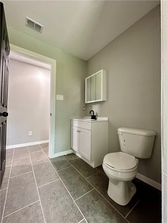 1203 E Hutchinson St Property Photo 22