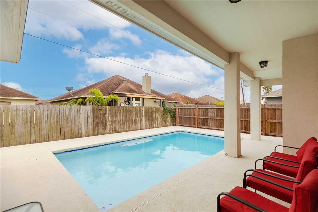 6701 Paddington Dr Property Photo 18
