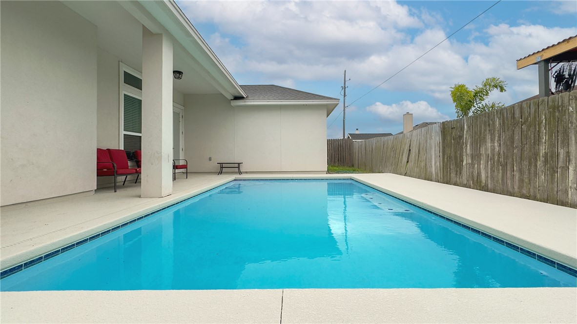 6701 Paddington Dr Property Photo 21