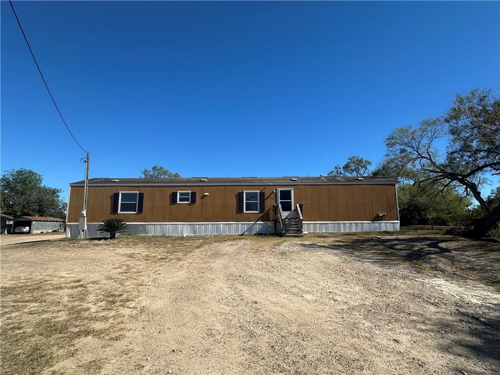 1708 Hill St Property Photo 2