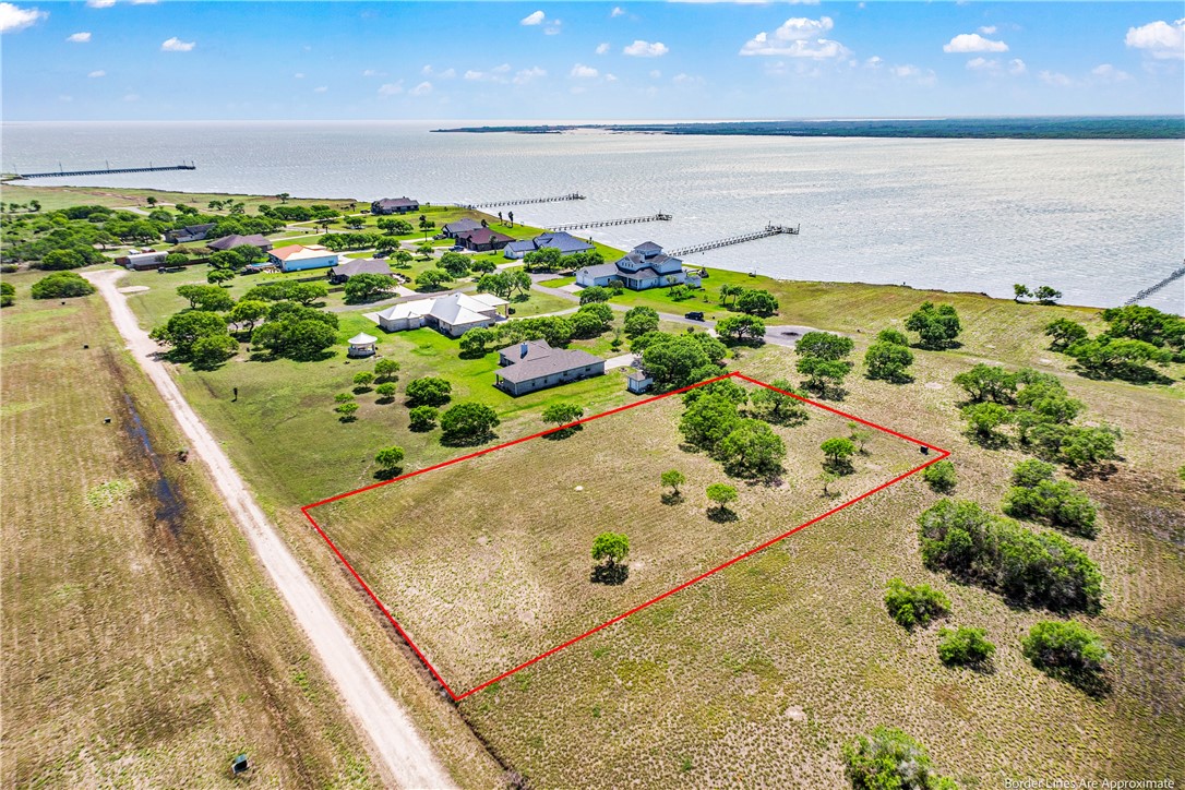 00 T-head Dr Property Photo 1