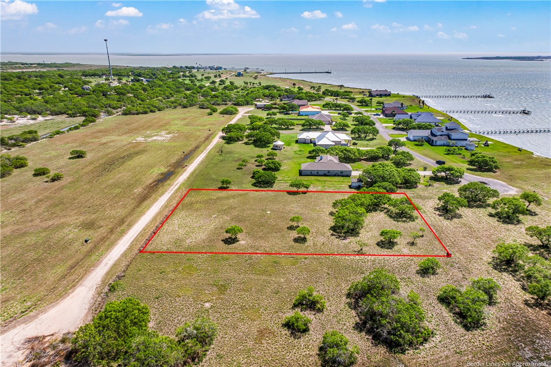 00 T-head Dr Property Photo 4