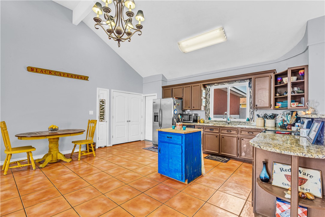 15418 Gypsy St Property Photo 9