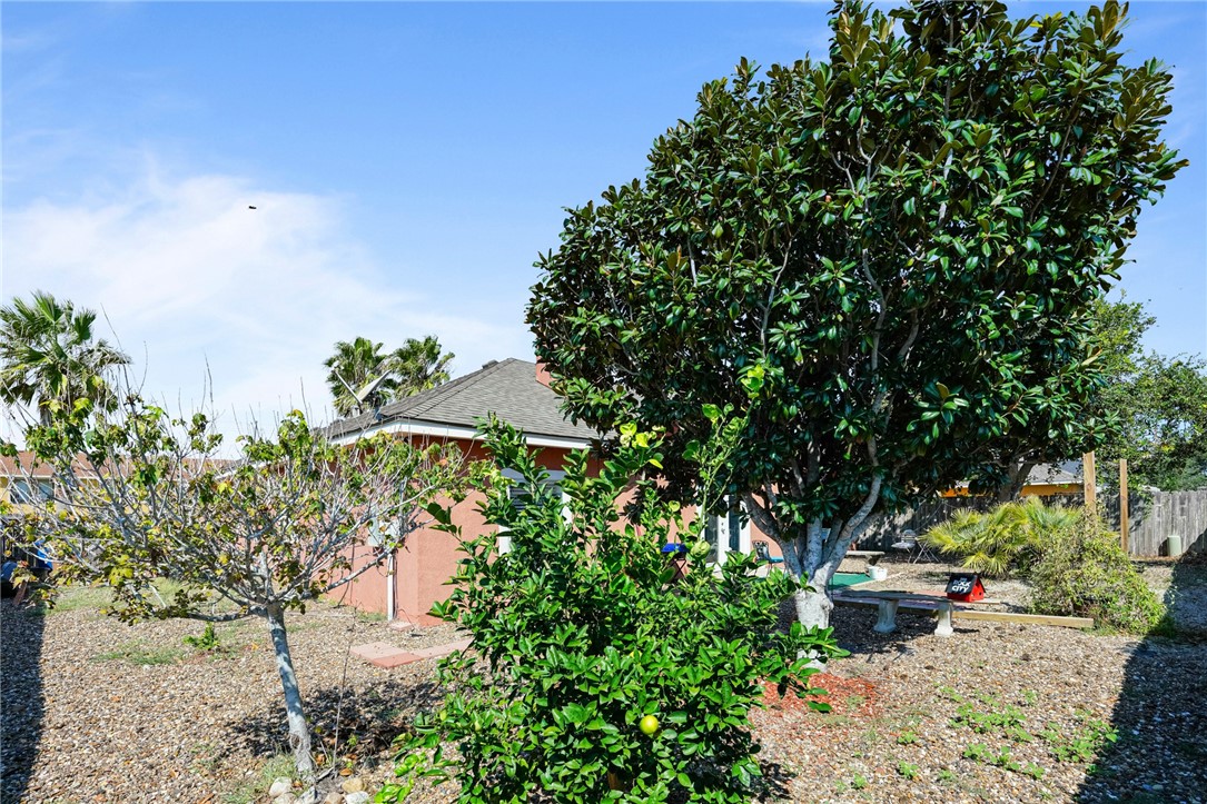 15418 Gypsy St Property Photo 33