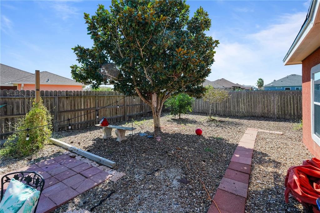 15418 Gypsy St Property Photo 34