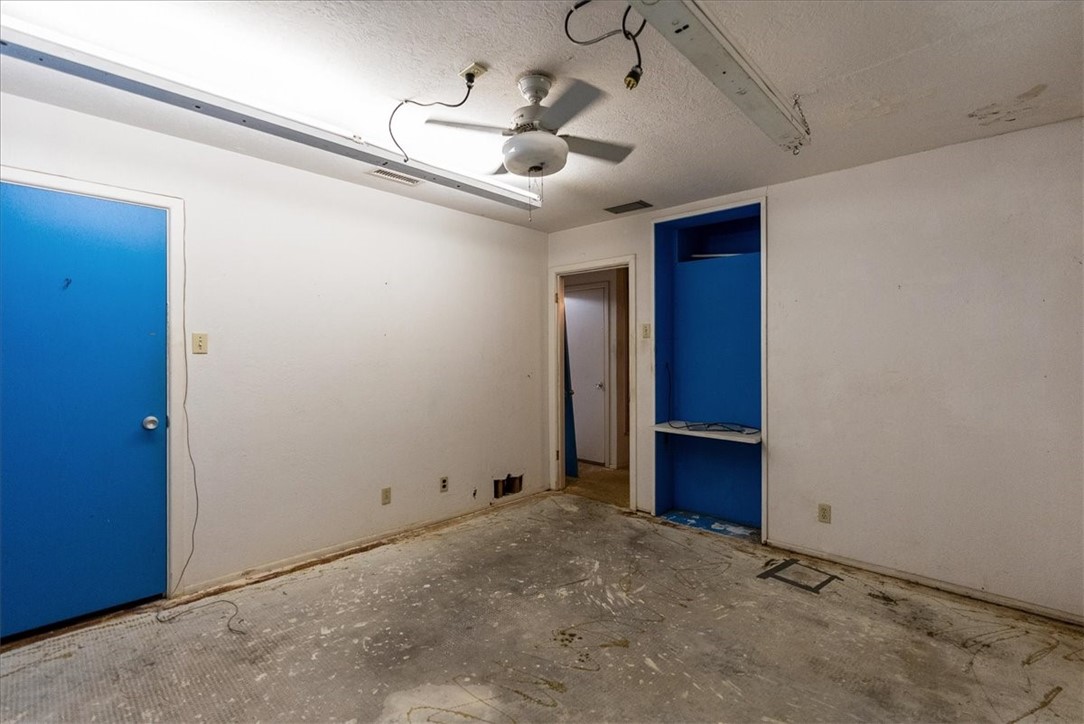 3445 Floyd St Property Photo 20