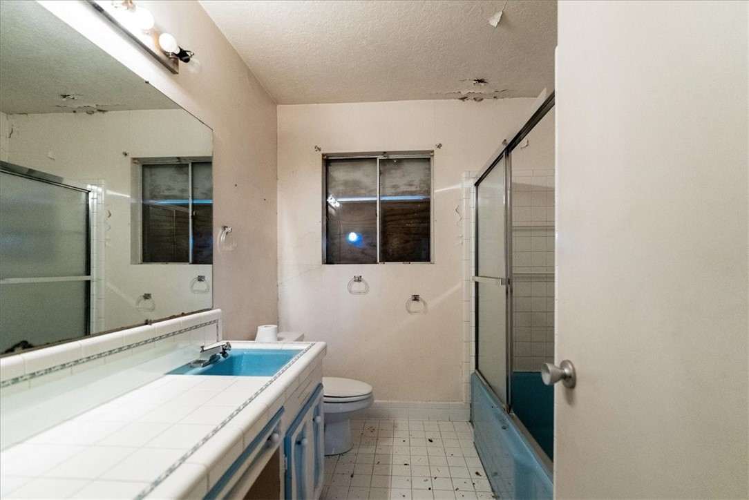 3445 Floyd St Property Photo 22