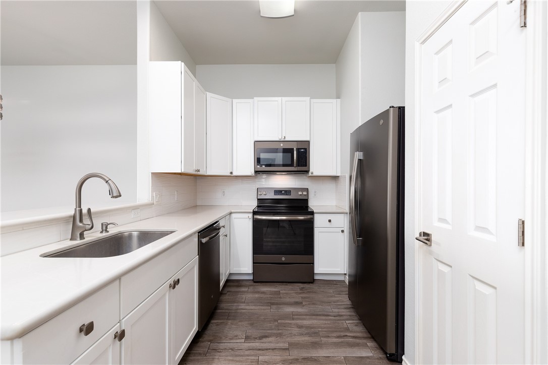 15309 Bonasse Ct A Property Photo 4