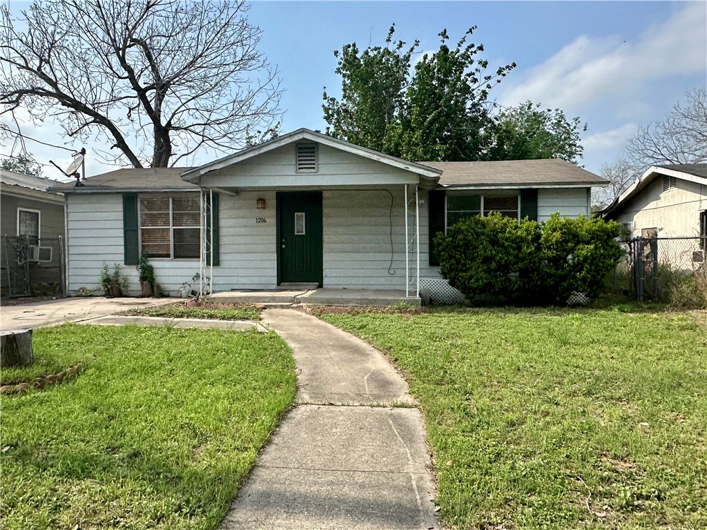 1206 W Powell St Property Photo