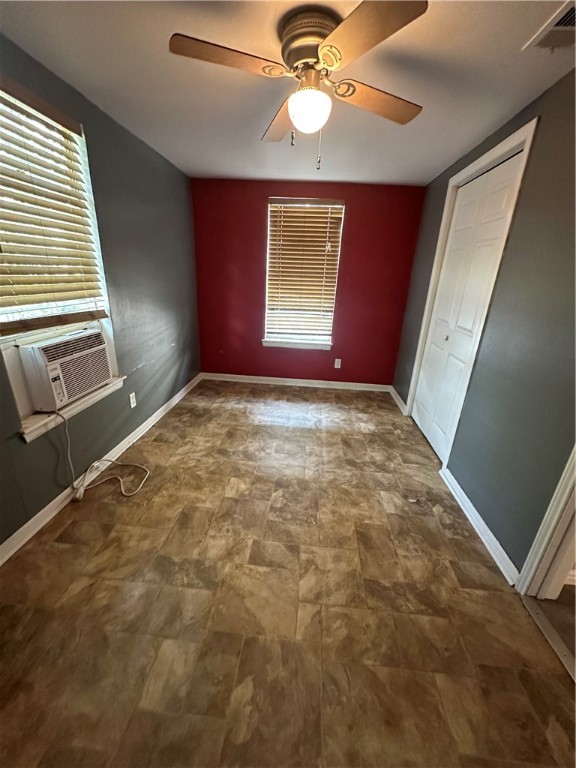 1206 W Powell St Property Photo 18