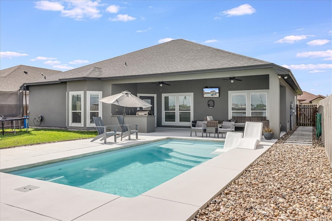 9426 Spanish Oak Dr Property Photo 36