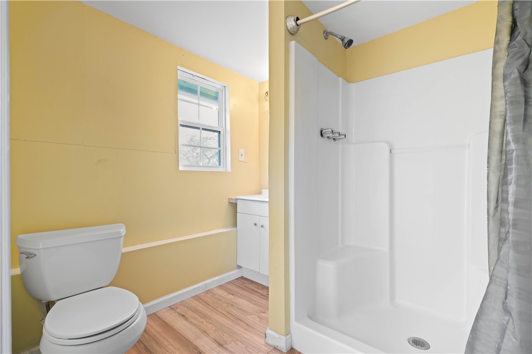 1616 Marshall St A Property Photo 8