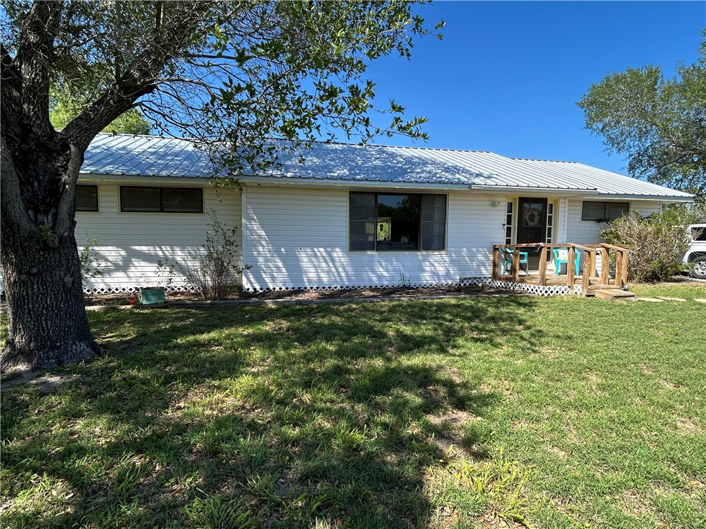 1317 Reed St Property Photo 2