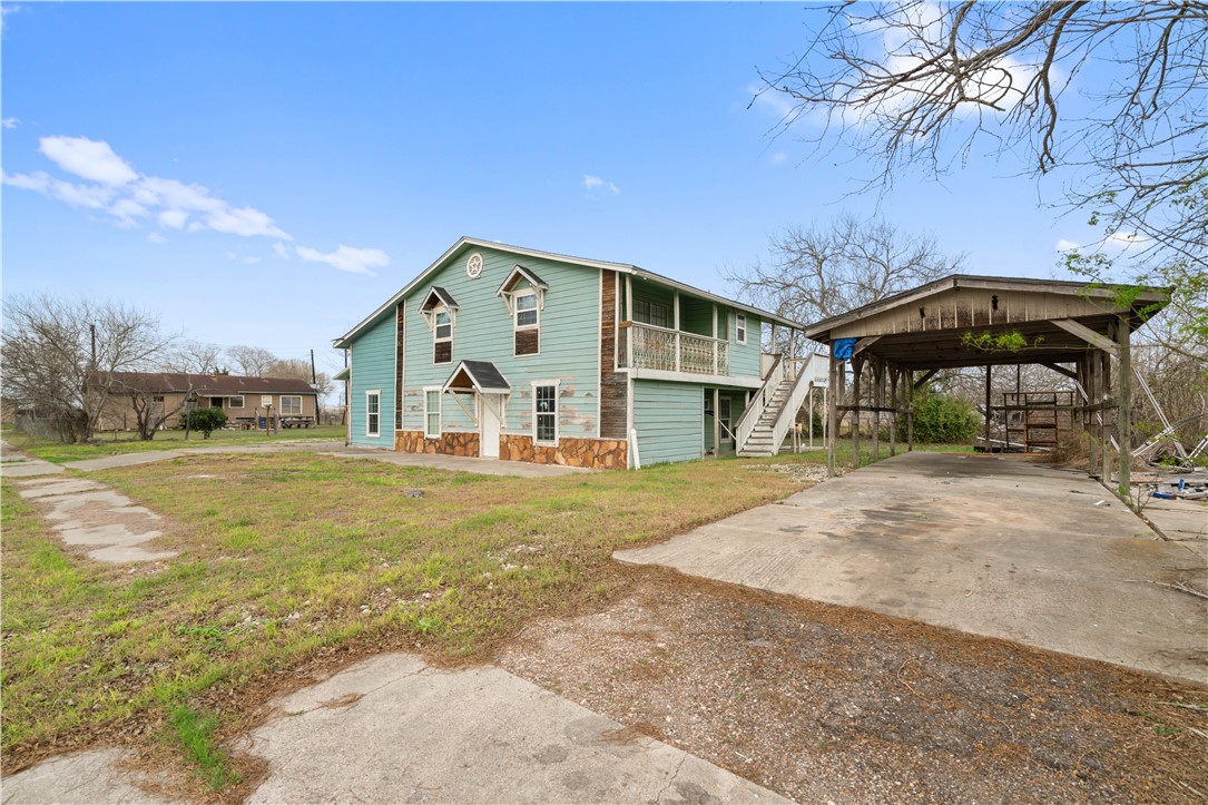 1616 Marshall St C Property Photo 3