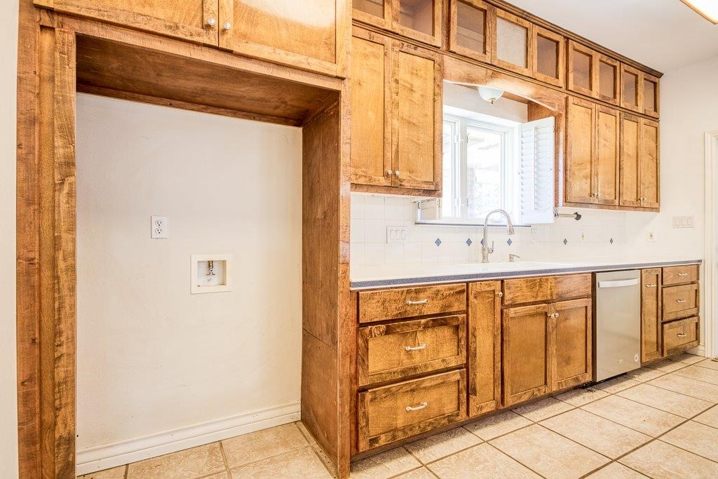 4278 Kestrel Property Photo 7