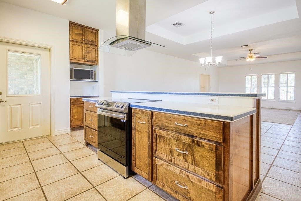4278 Kestrel Property Photo 9