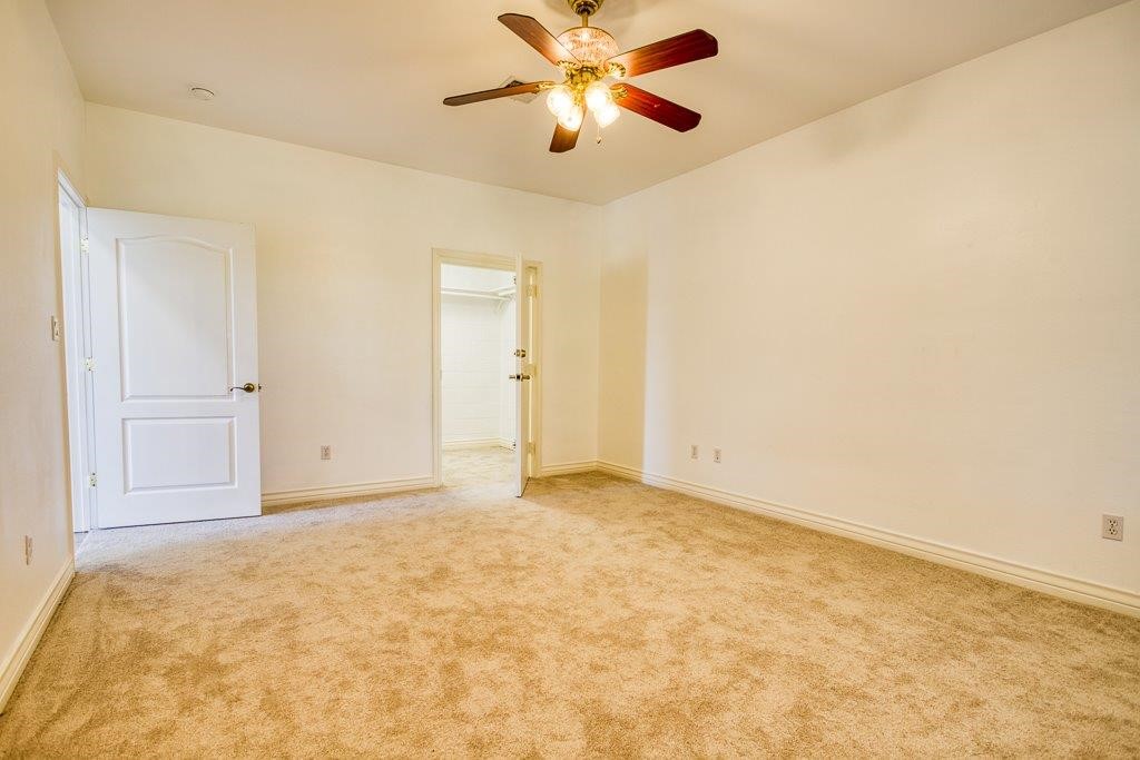 4278 Kestrel Property Photo 11