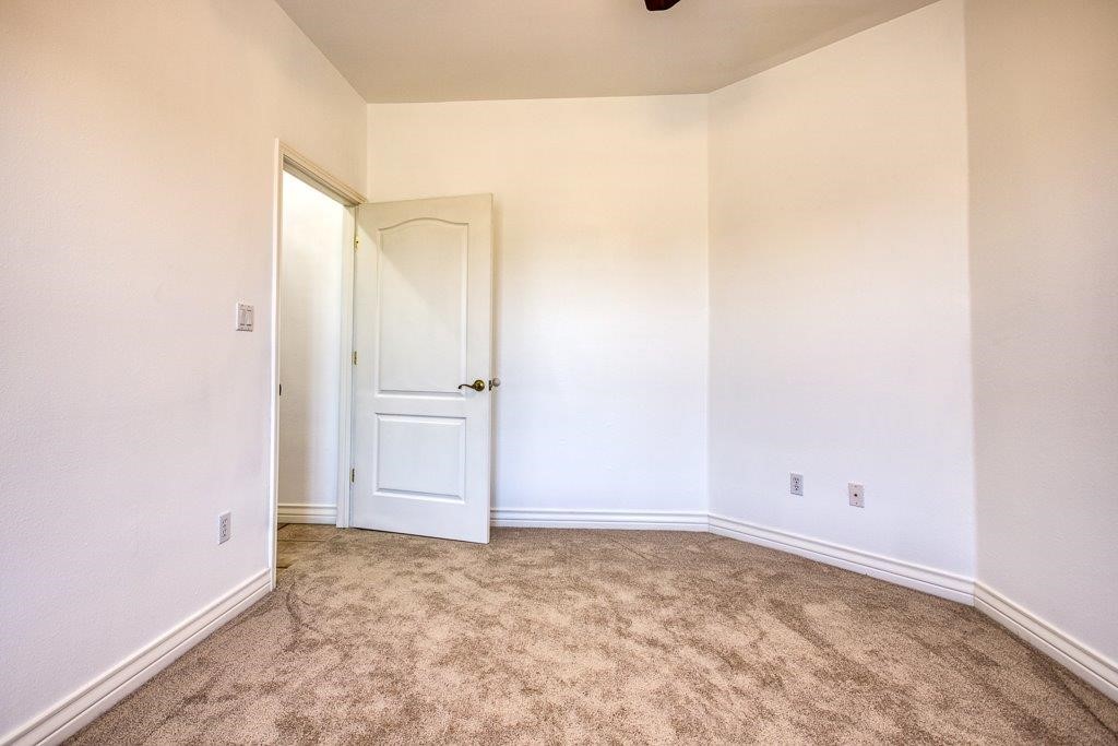 4278 Kestrel Property Photo 20